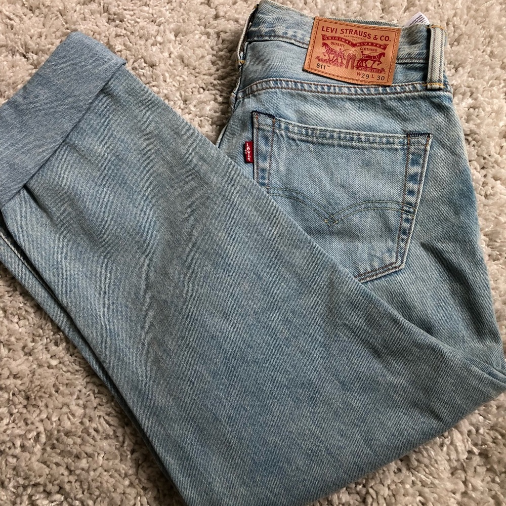 Levi Mom Jeans 🍒
